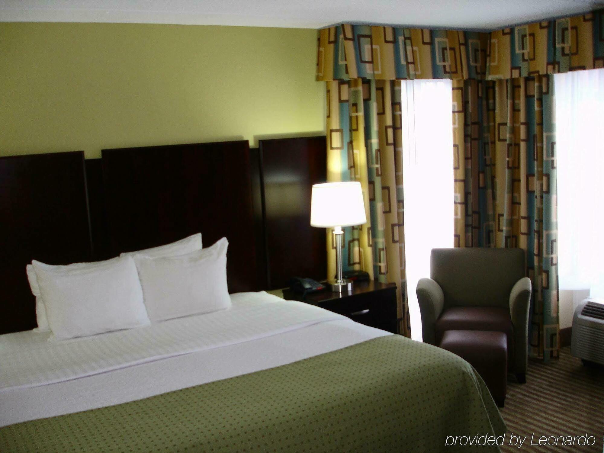 Holiday Inn Express North Myrtle Beach - Little River By Ihg Δωμάτιο φωτογραφία